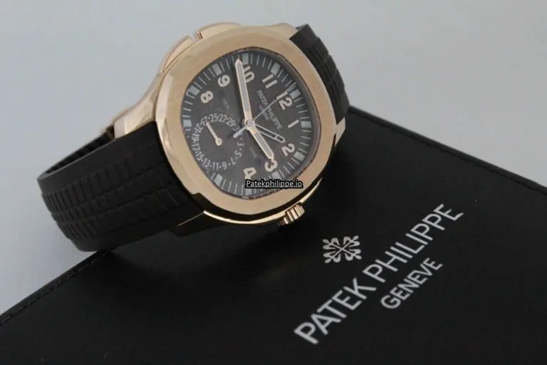 Alternative view of Patek Philippe Aquanaut 5164r-001 40.8MM Rose Gold Case Automatic