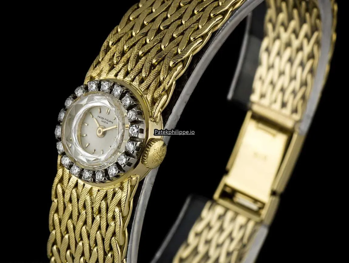 Alternative view of Patek Philippe Vintage 3267 15MM Yellow Gold Case Manual Winding