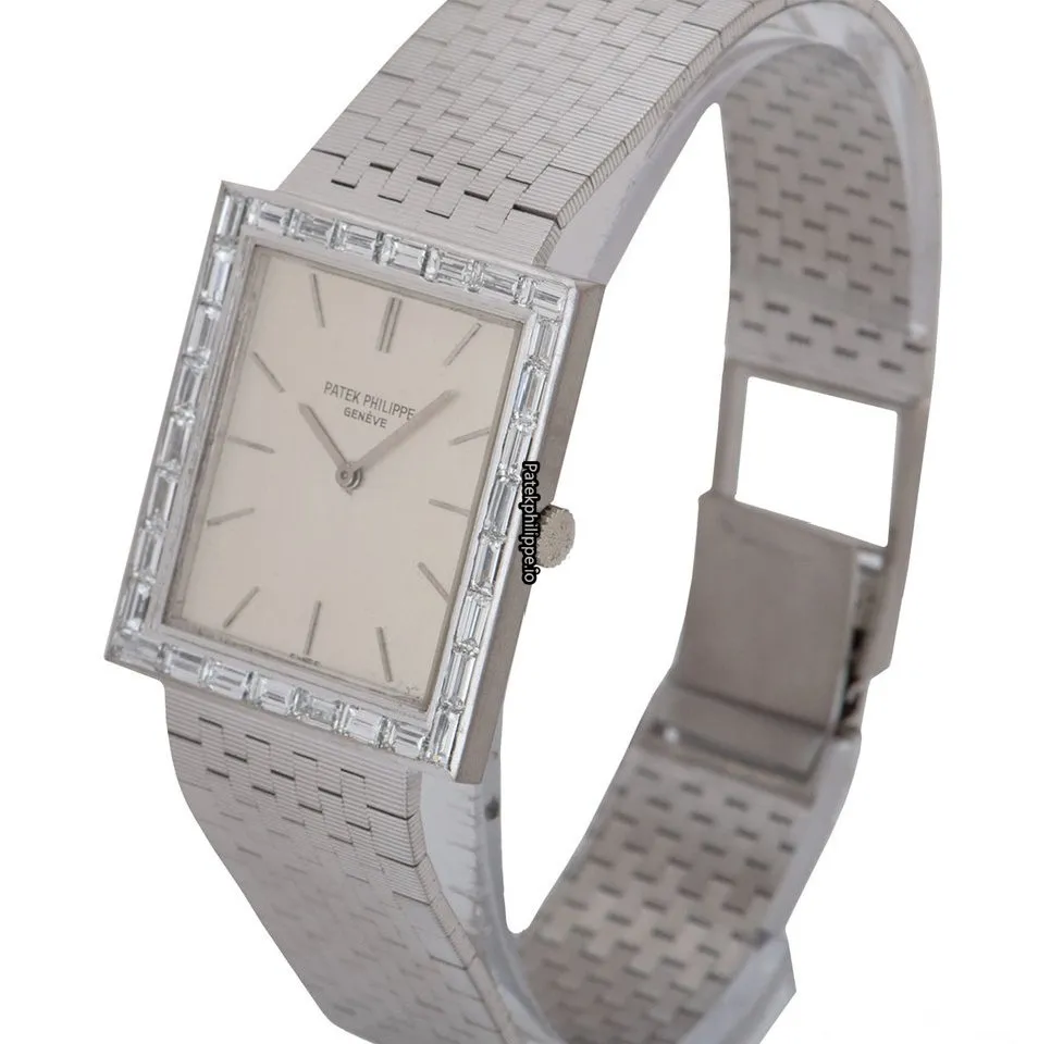 Alternative view of Patek Philippe Vintage Feb-40 26MM White Gold Case Manual Winding