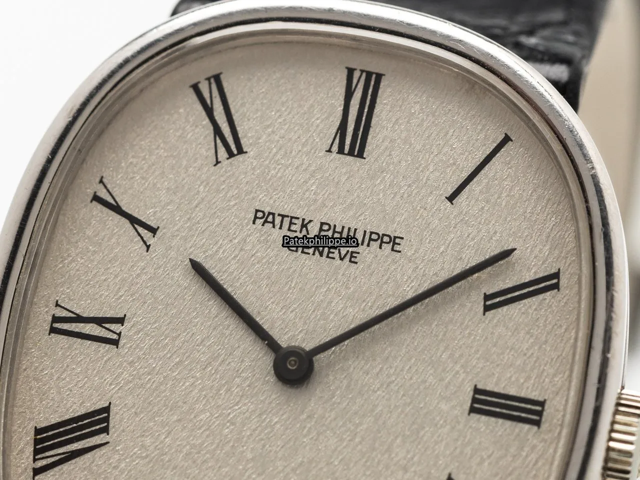 Patek Philippe Golden Ellipse 3848 27x32MM White Gold Case Manual Winding