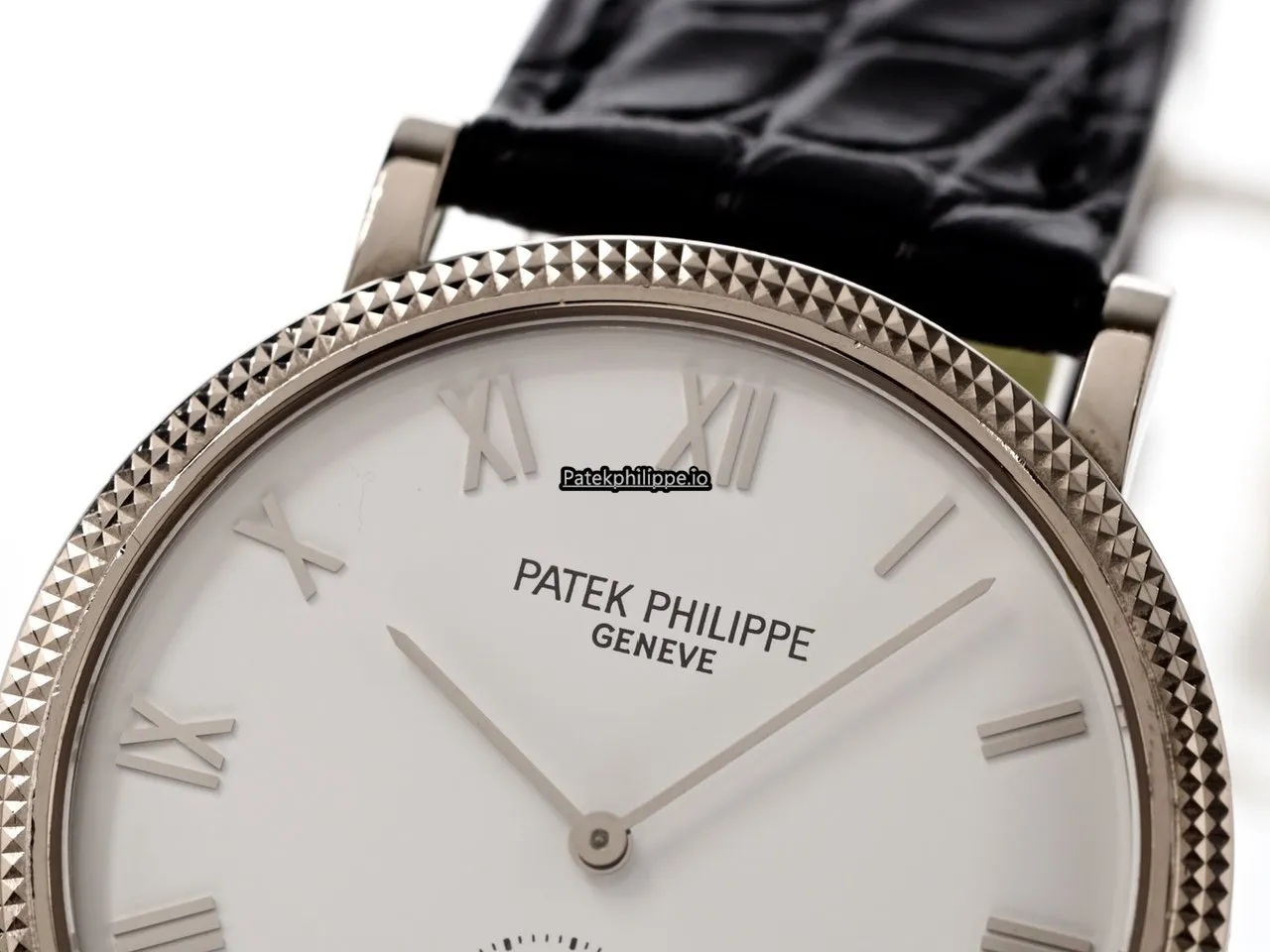 Patek Philippe Calatrava 3919sg-001 33.5MM White Gold Case Manual Winding