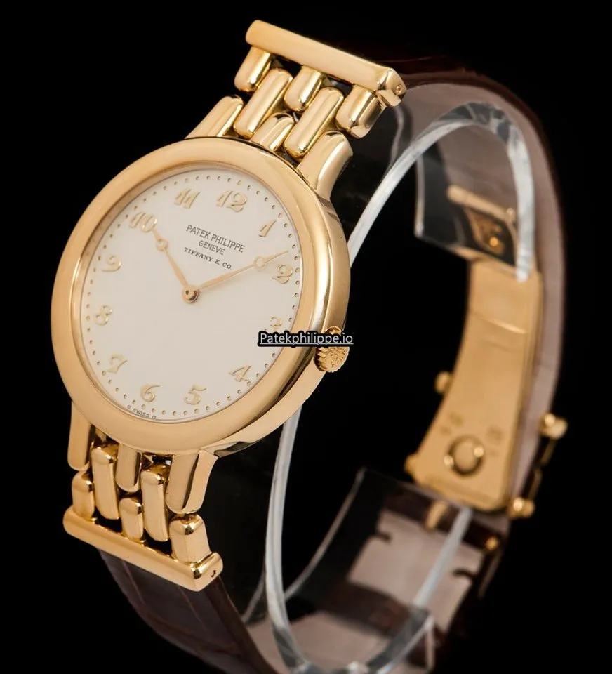 Alternative view of Patek Philippe Calatrava 3915j 34MM Yellow Gold Case Manual Winding
