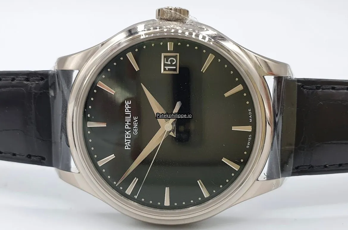 Patek Philippe Calatrava 5227g-010 39MM White Gold Case Automatic