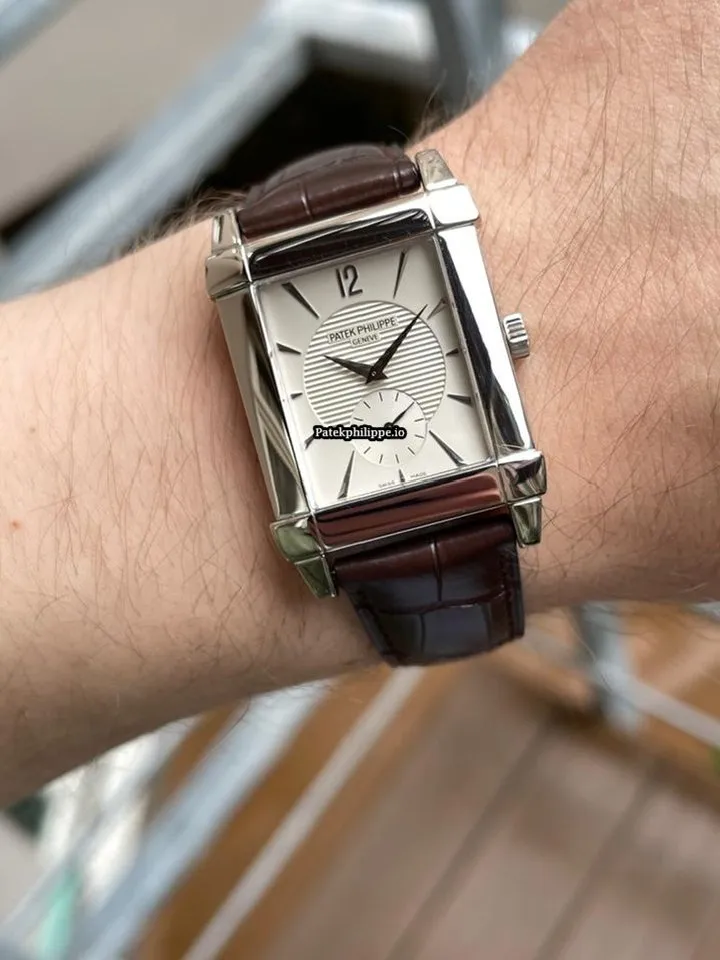 Patek Philippe Gondolo 5111g-001 32.9x47.8MM White Gold Case Manual Winding
