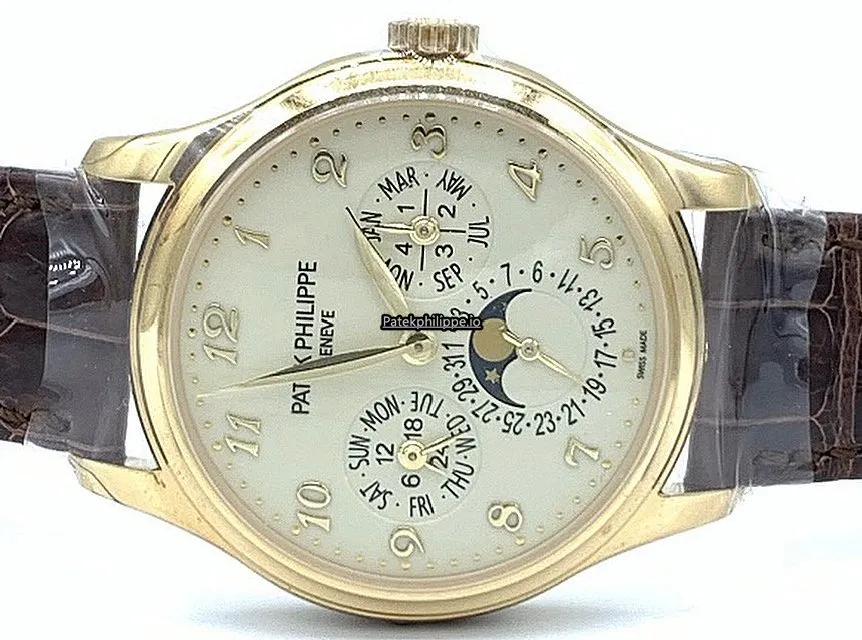 Patek Philippe Perpetual Calendar 5327j-001 39MM Yellow Gold Case Automatic