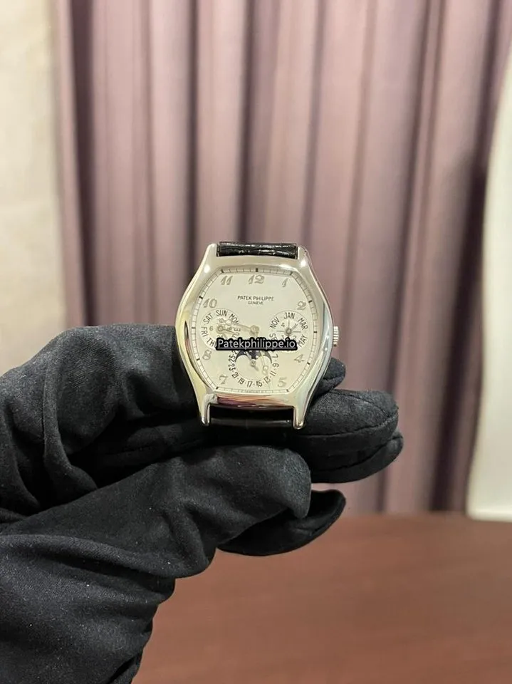 Patek Philippe Perpetual Calendar 5040p 35x41MM Platinum Case Automatic