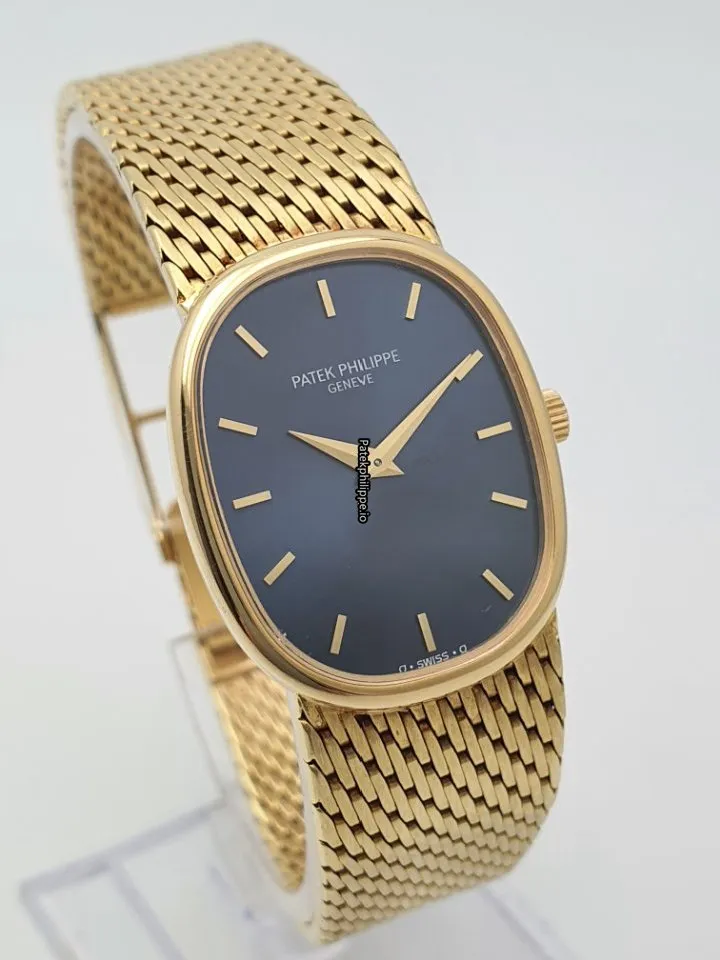 Alternative view of Patek Philippe Golden Ellipse 4226 23x28MM Yellow Gold Case Manual Winding