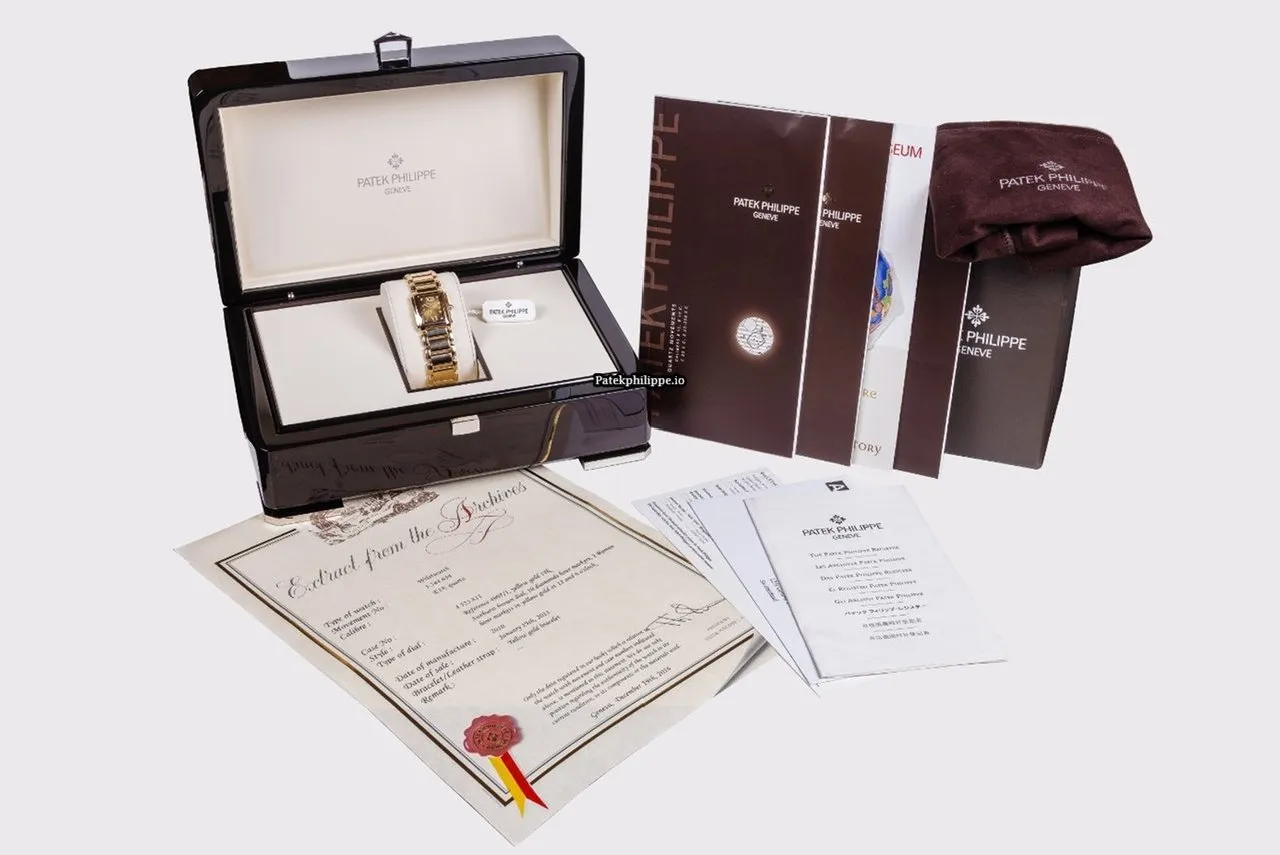 Alternative view of Patek Philippe Twenty-4 4907/1j Yellow Gold Case Manual Winding