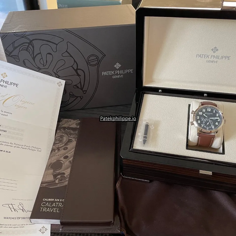 Patek Philippe Travel Time 5524g 42MM White Gold Case Automatic