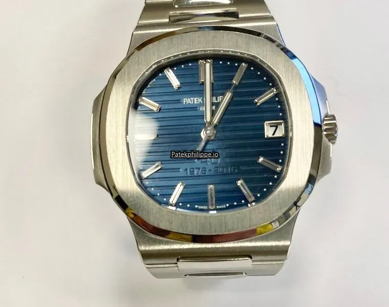 Alternative view of Patek Philippe Nautilus 5711/1p-001 40MM Platinum Case Automatic