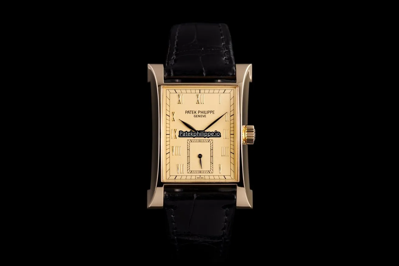 Patek Philippe Pagoda 5500j Yellow Gold Case Manual Winding