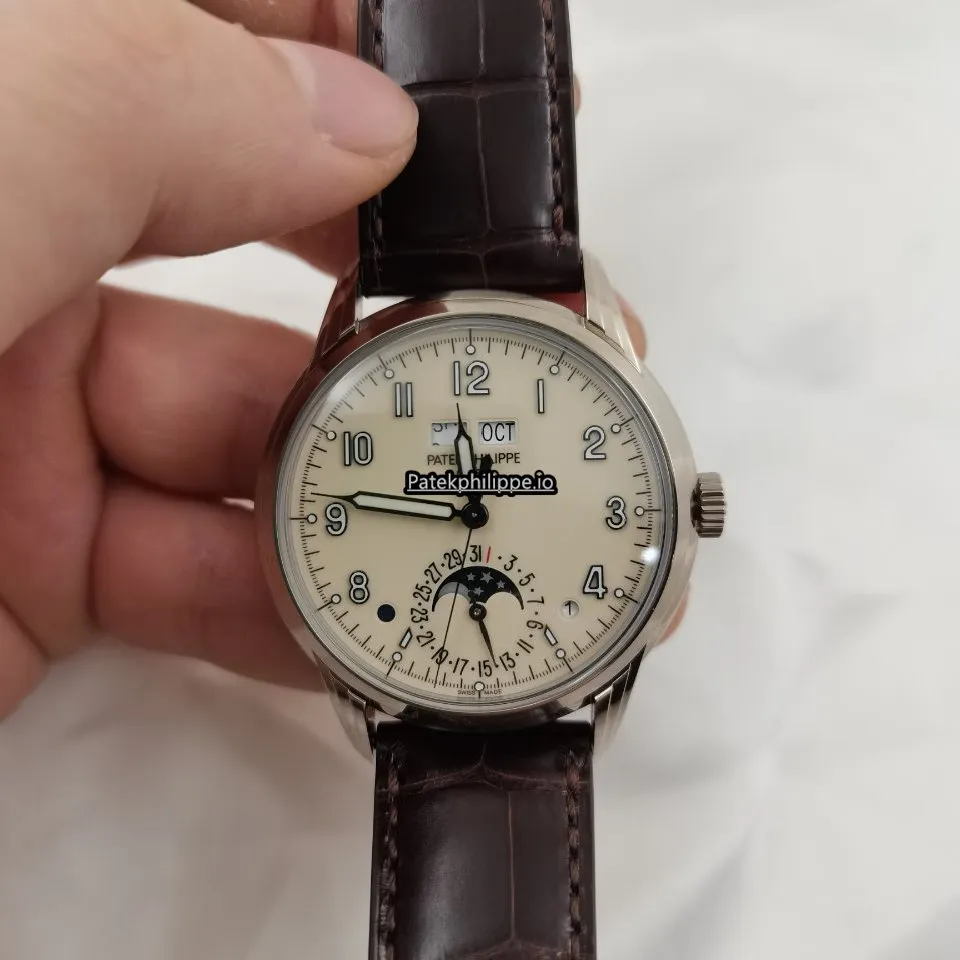 Patek Philippe Perpetual Calendar 5320g-001 White Gold Case Automatic