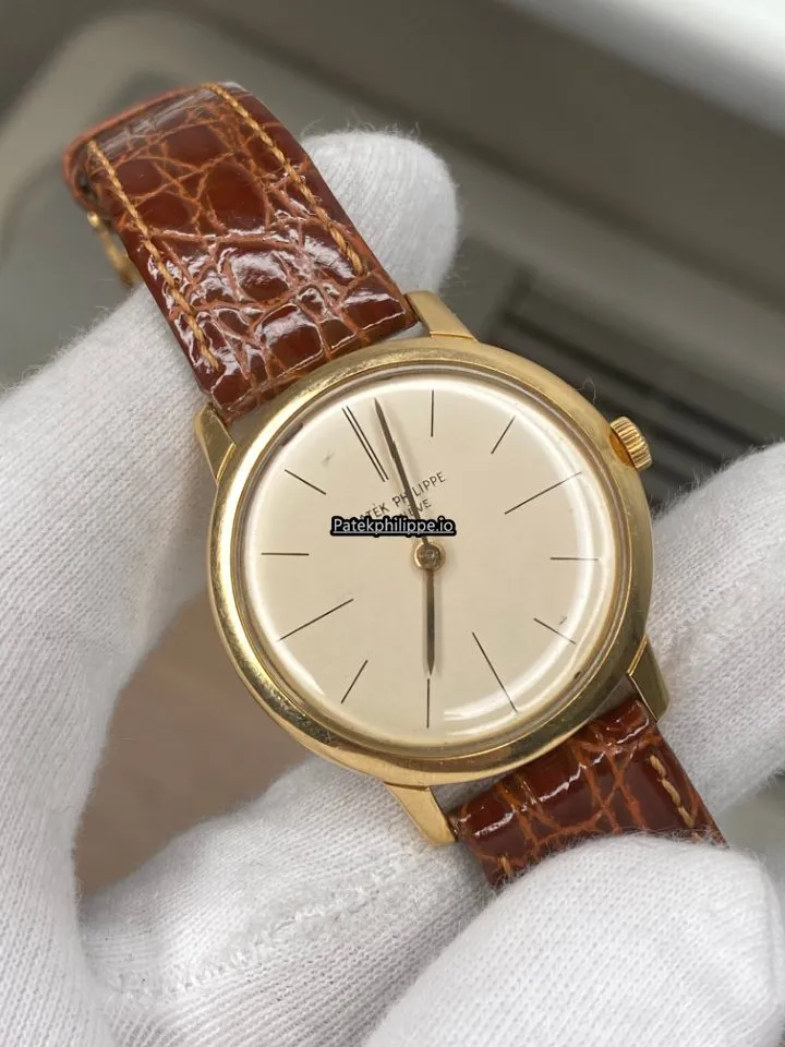 Alternative view of Patek Philippe Calatrava 2593 32MM Yellow Gold Case Manual Winding