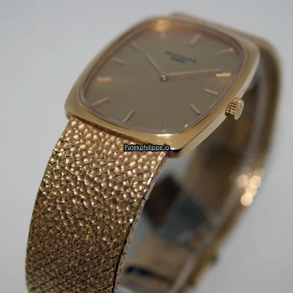 Patek Philippe Golden Ellipse Jan-67 32x26MM Yellow Gold Case Manual Winding