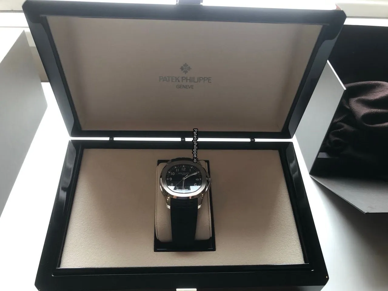 Alternative view of Patek Philippe Aquanaut 5168g-001 42.2MM White Gold Case Automatic