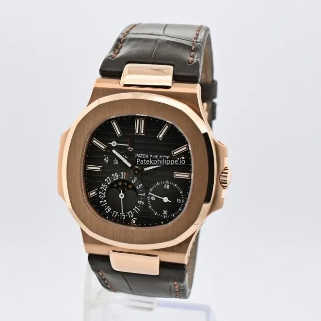 Alternative view of Patek Philippe Nautilus 5712r-001 40MM Rose Gold Case Automatic