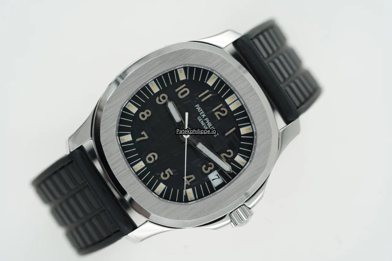 Alternative view of Patek Philippe Aquanaut 5060 Steel Case Automatic