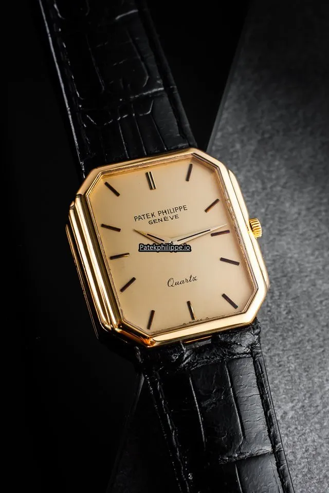 Patek Philippe Gondolo 3853 30x32MM Yellow Gold Case Quartz