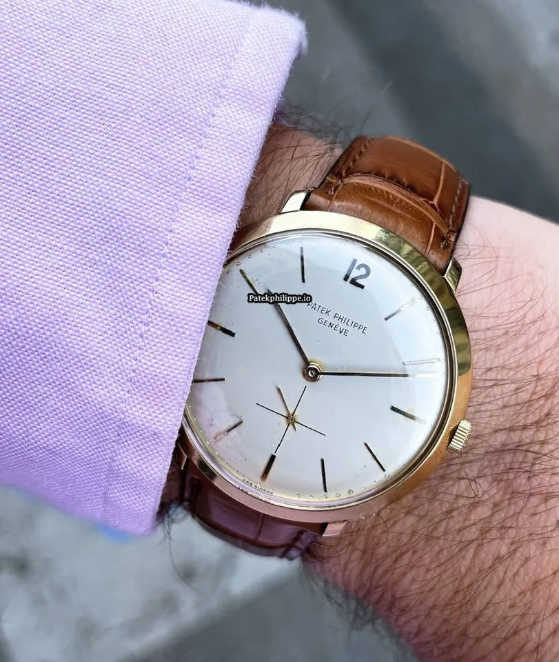 Patek Philippe Calatrava Patek 2572 36MM Yellow Gold Case Manual Winding