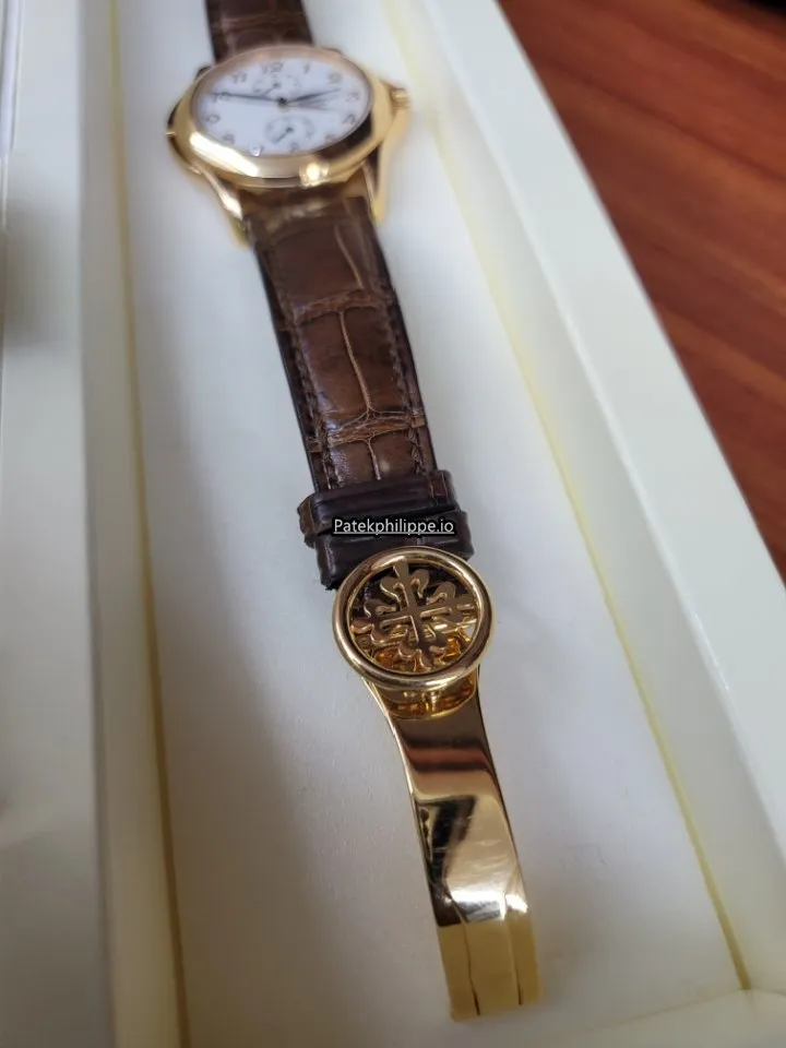 Alternative view of Patek Philippe Travel Time 5134 R-001 Rose Gold Case Manual Winding