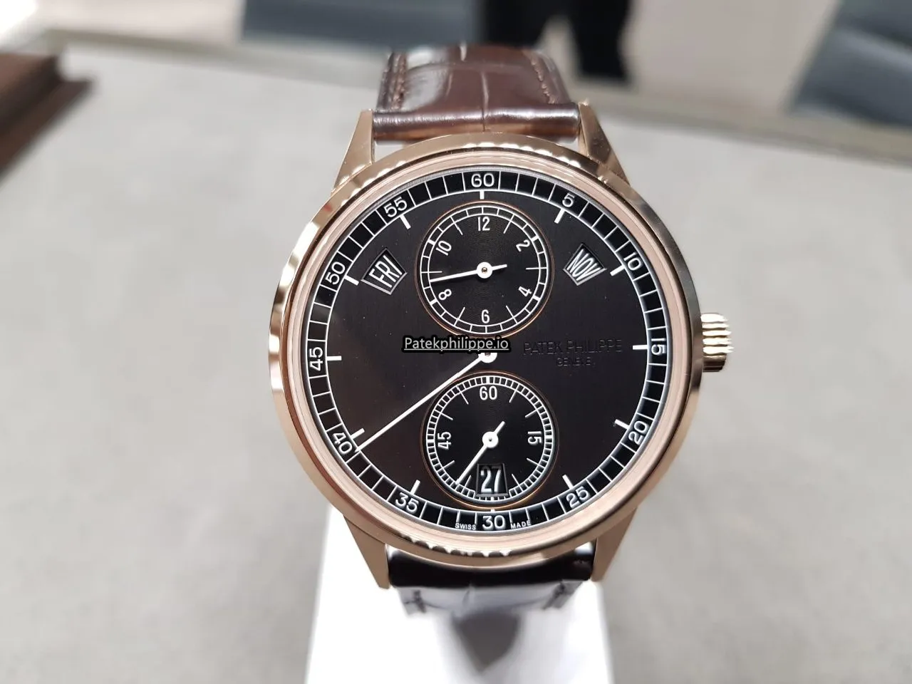Patek Philippe Annual Calendar 5235/50r-001 40.5MM Rose Gold Case Automatic