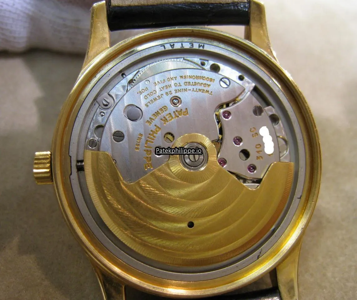 Alternative view of Patek Philippe Calatrava 3998 34MM Yellow Gold Case Automatic