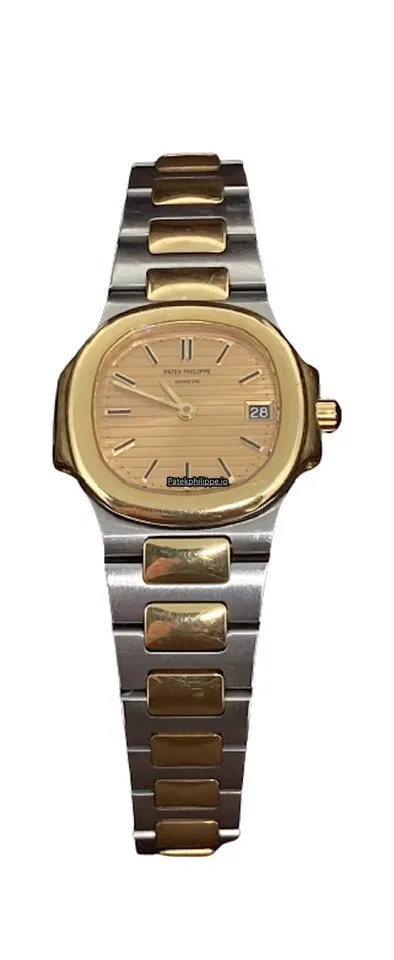 Patek Philippe Nautilus 4700/001 26x25MM Gold/steel Case Quartz