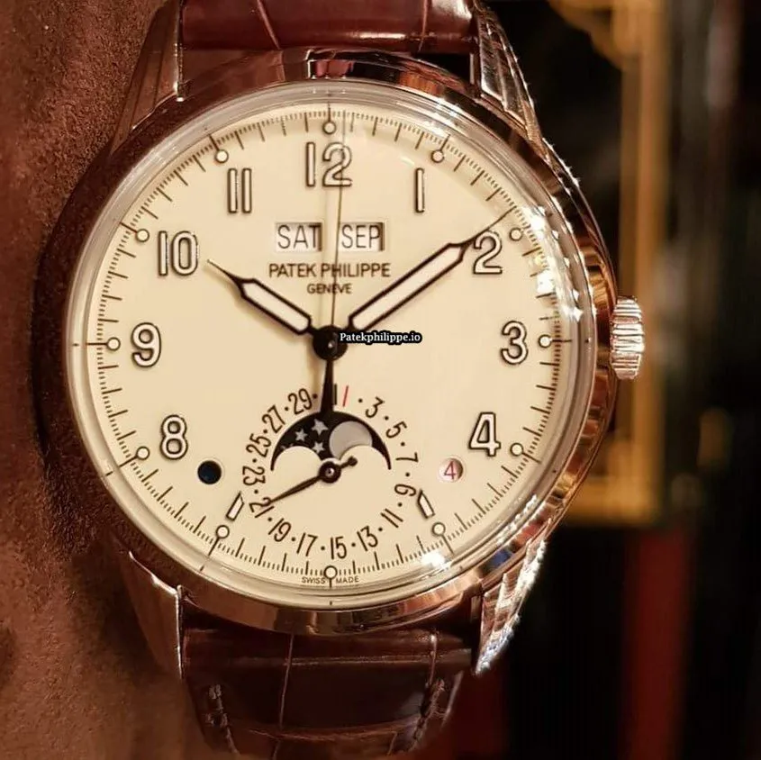 Patek Philippe Perpetual Calendar 5320g White Gold Case Automatic