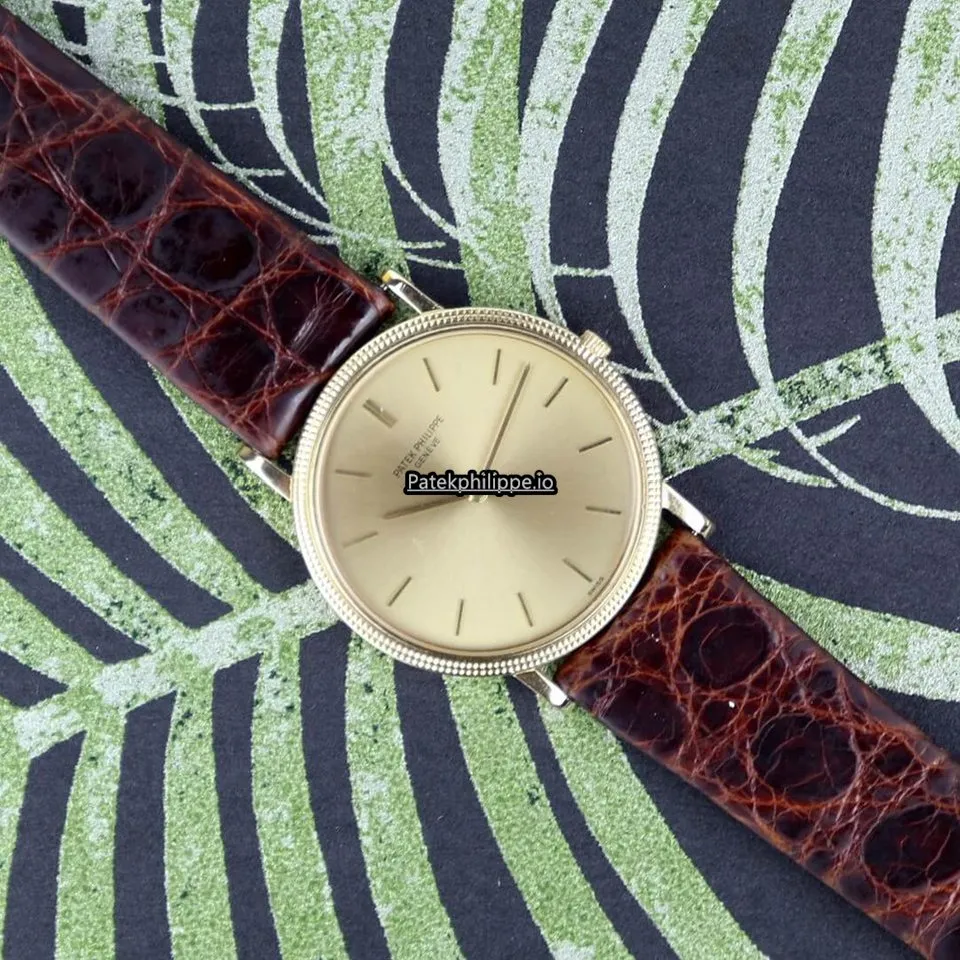 Alternative view of Patek Philippe Calatrava 32MM Yellow Gold Case Manual Winding
