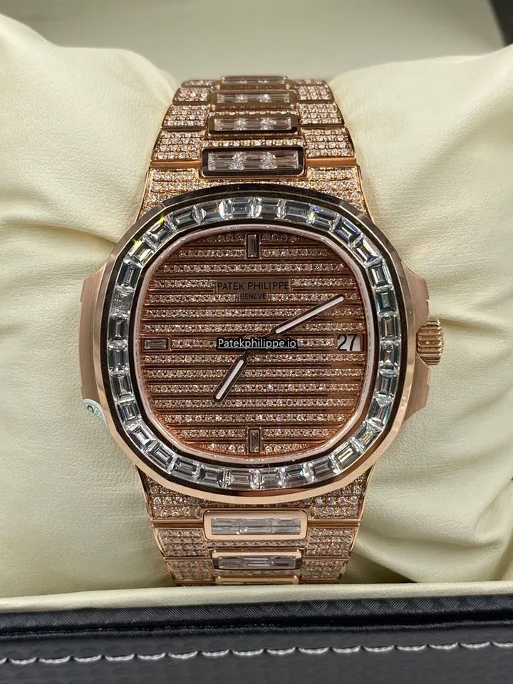 Alternative view of Patek Philippe Nautilus 5711/1a-010 40x38MM Rose Gold Case Automatic