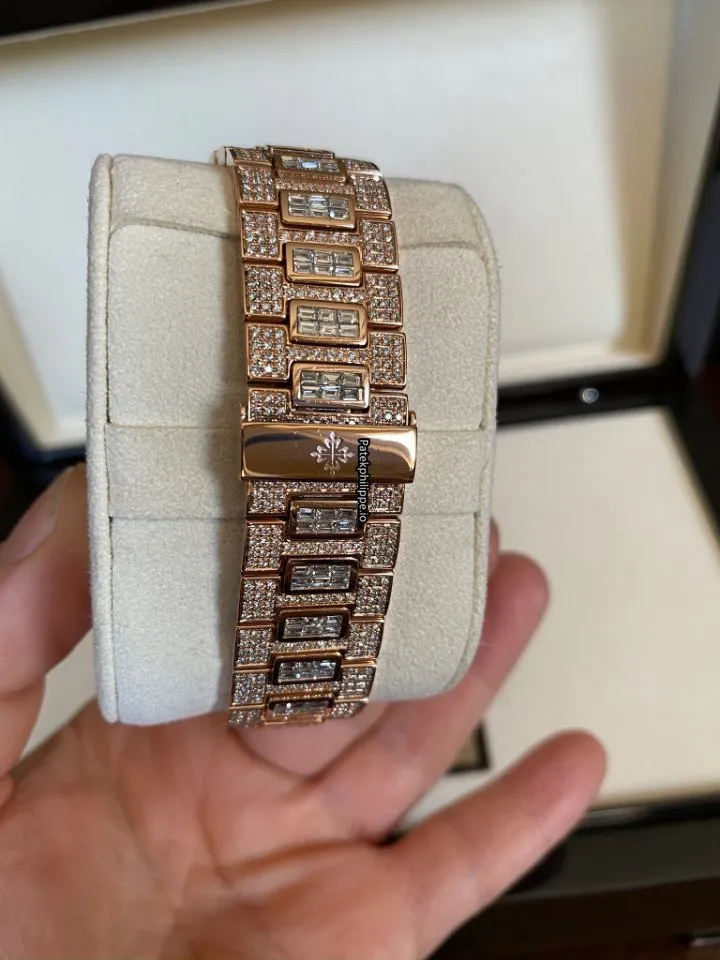 Alternative view of Patek Philippe Nautilus 5719/10r-010 Rose Gold Case Automatic