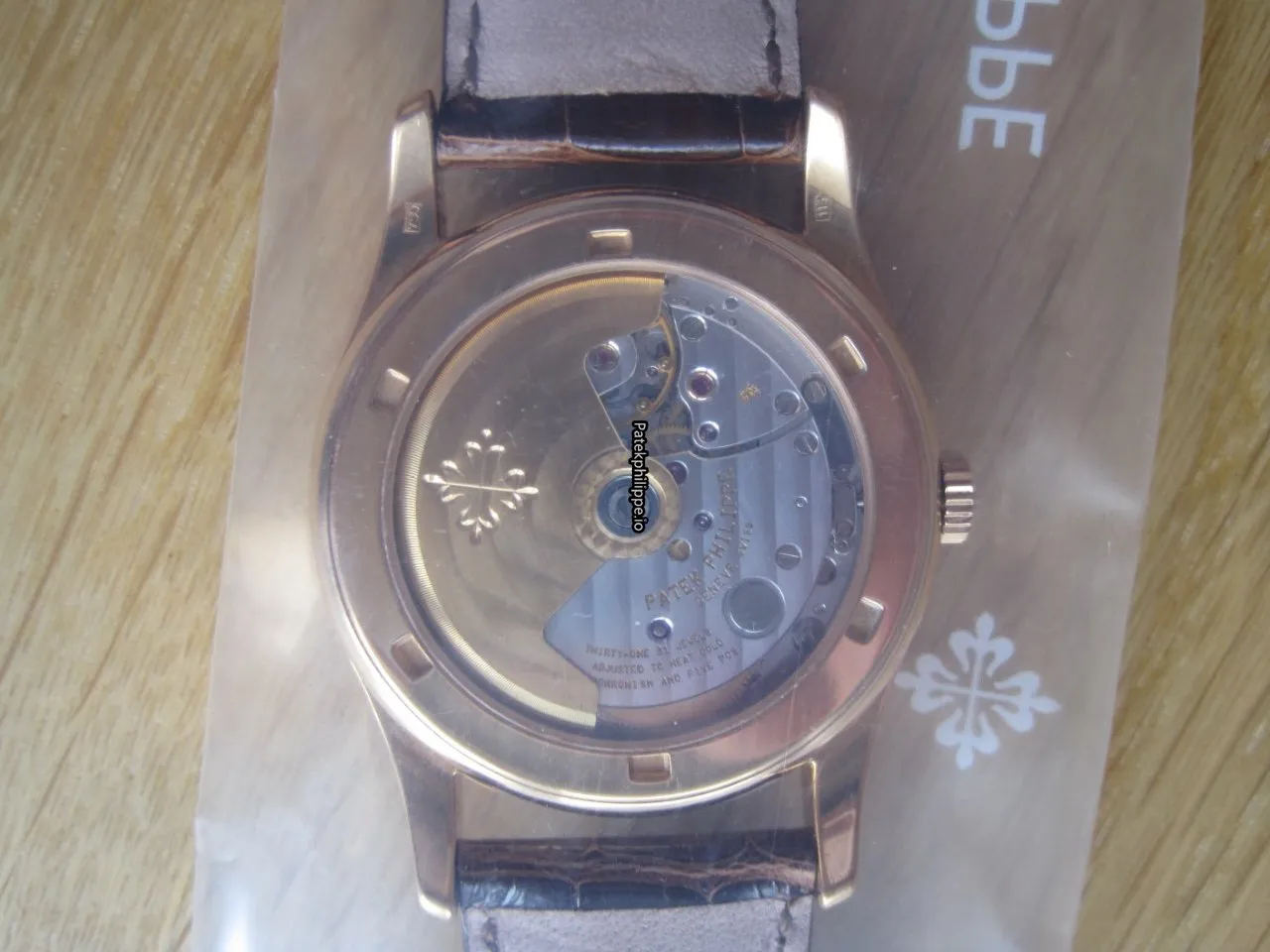 Alternative view of Patek Philippe Ref. 5050 R 36,0x9,5MM Red Gold Case Automatic