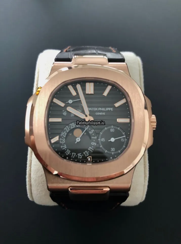Patek Philippe Nautilus 5712r-001 40x38MM Rose Gold Case Automatic