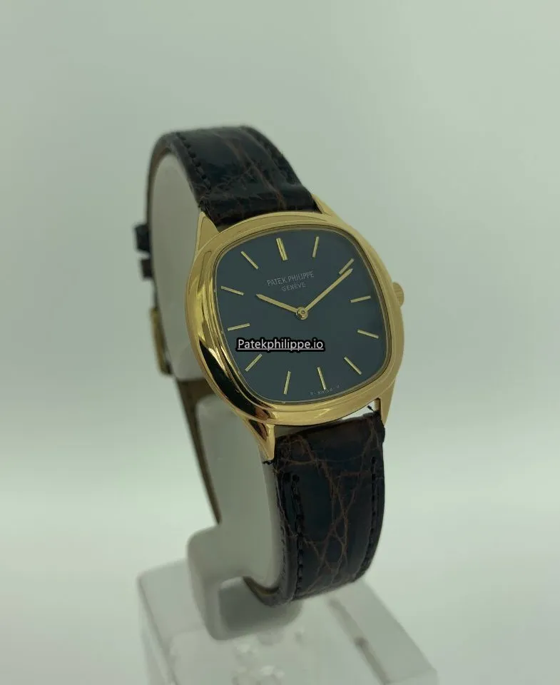 Alternative view of Patek Philippe Vintage 28x26MM Yellow Gold Case Quartz