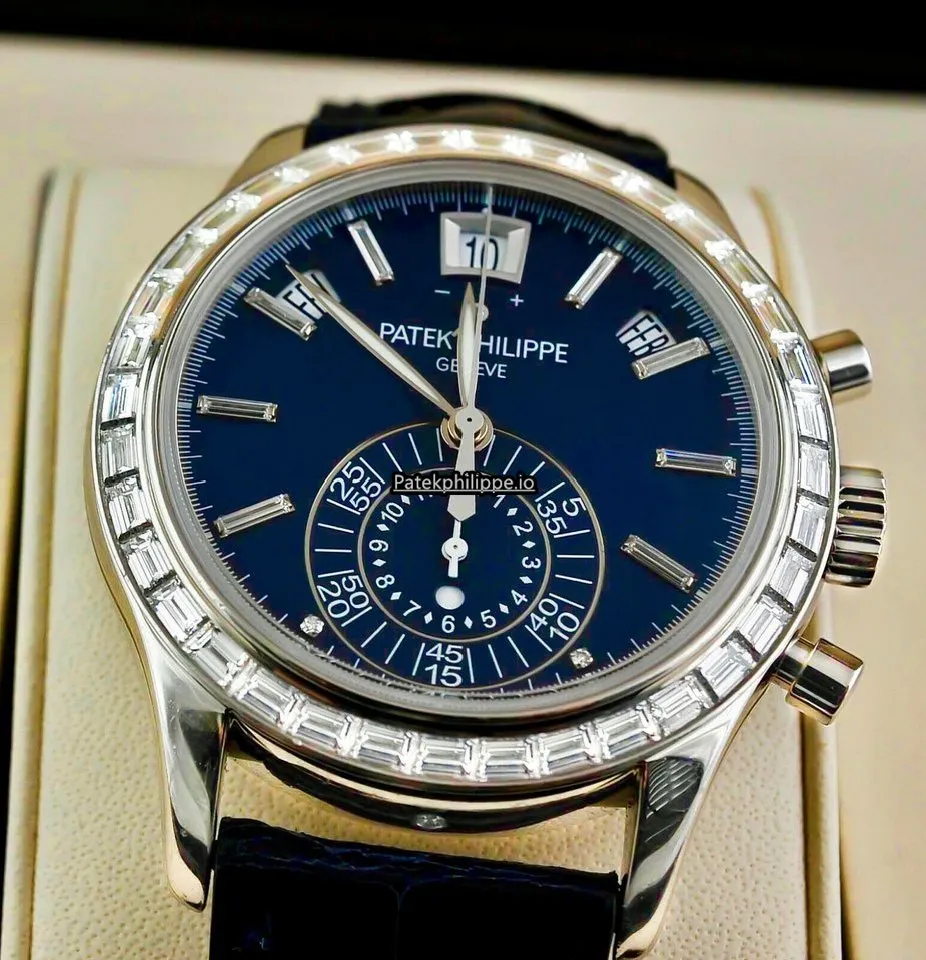 Alternative view of Patek Philippe Annual Calendar 40.5MM Platinum Case Automatic