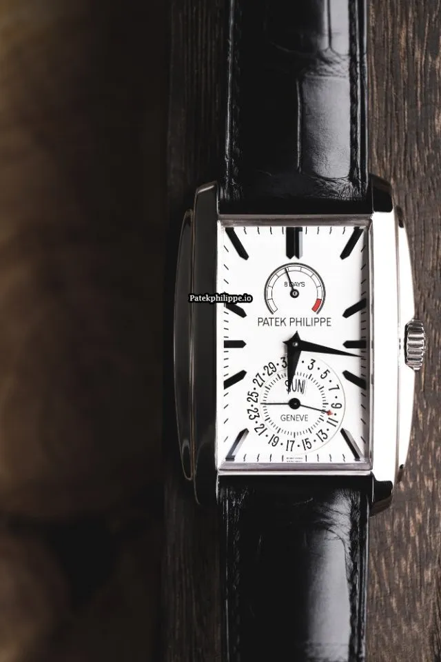 Patek Philippe Gondolo 5200g-010 32.4x46.9MM White Gold Case Manual Winding