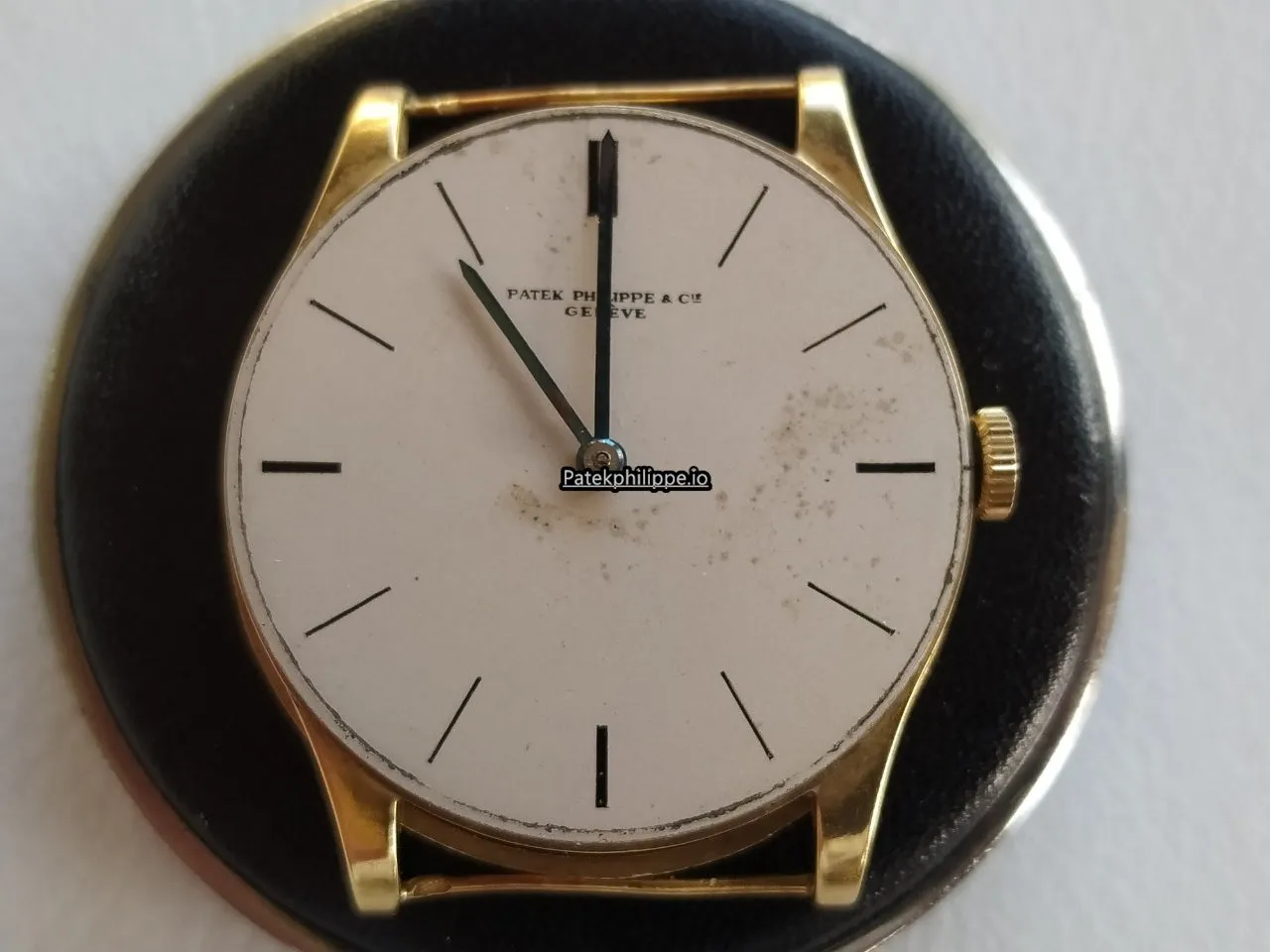 Alternative view of Patek Philippe 33MM Yellow Gold Case Manual Winding