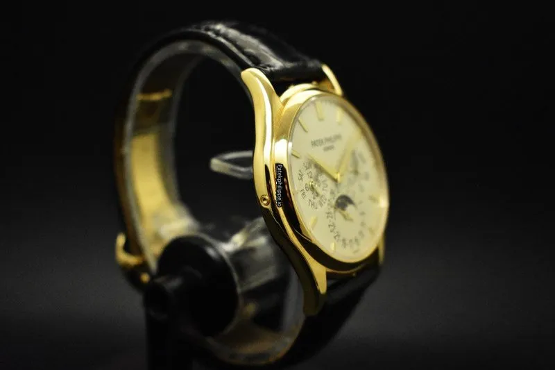 Alternative view of Patek Philippe Perpetual Calendar 5140j-001 37.2MM Yellow Gold Case Automatic