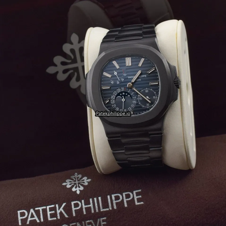 Alternative view of Patek Philippe Nautilus 5712 40MM Steel Case Automatic