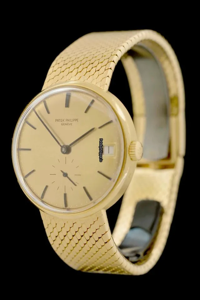 Alternative view of Patek Philippe Calatrava 3514 34MM Yellow Gold Case Automatic