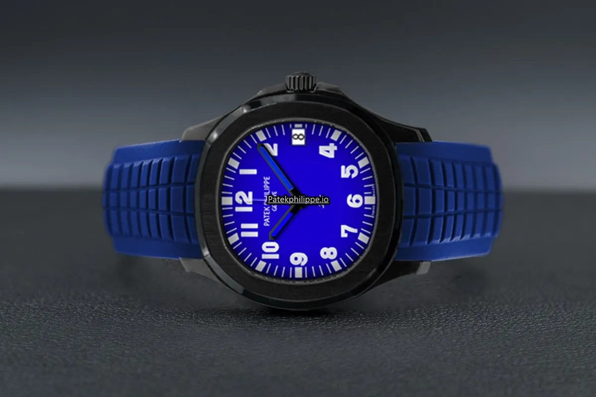 Alternative view of Patek Philippe Aquanaut 5167a 40MM Steel Case Automatic