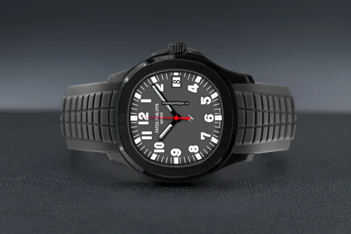 Alternative view of Patek Philippe Aquanaut 5167a 40MM Steel Case Automatic
