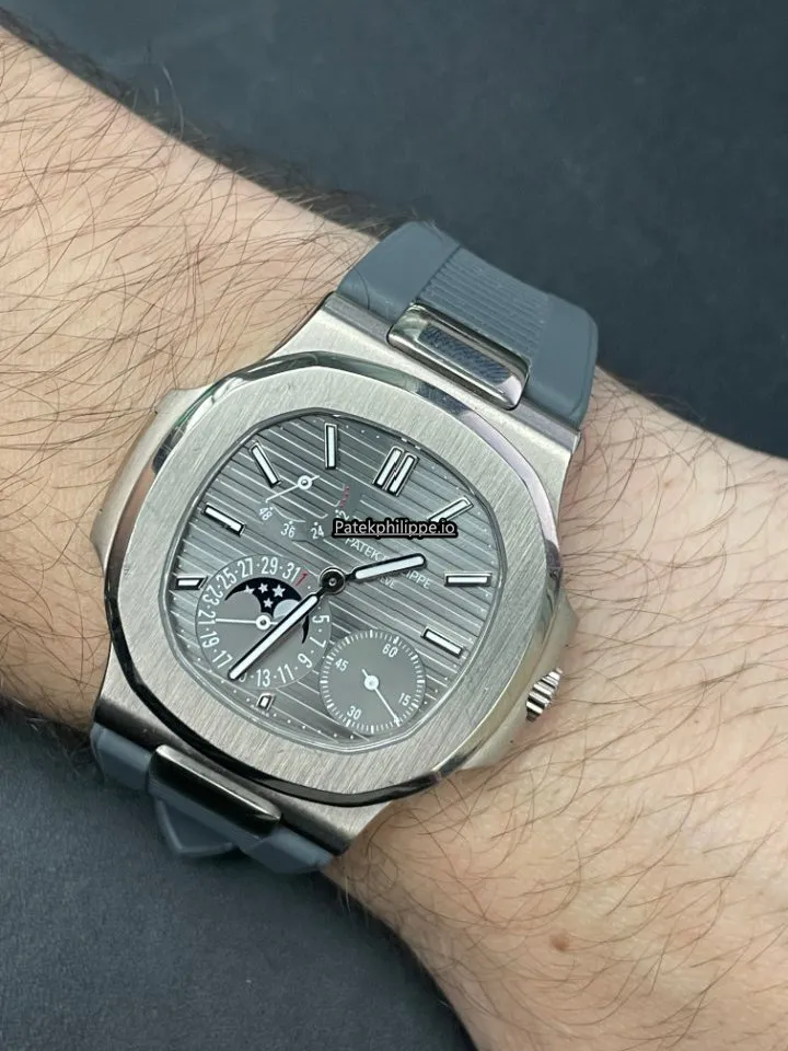 Patek Philippe Nautilus 5712g-001 40x38MM White Gold Case Automatic