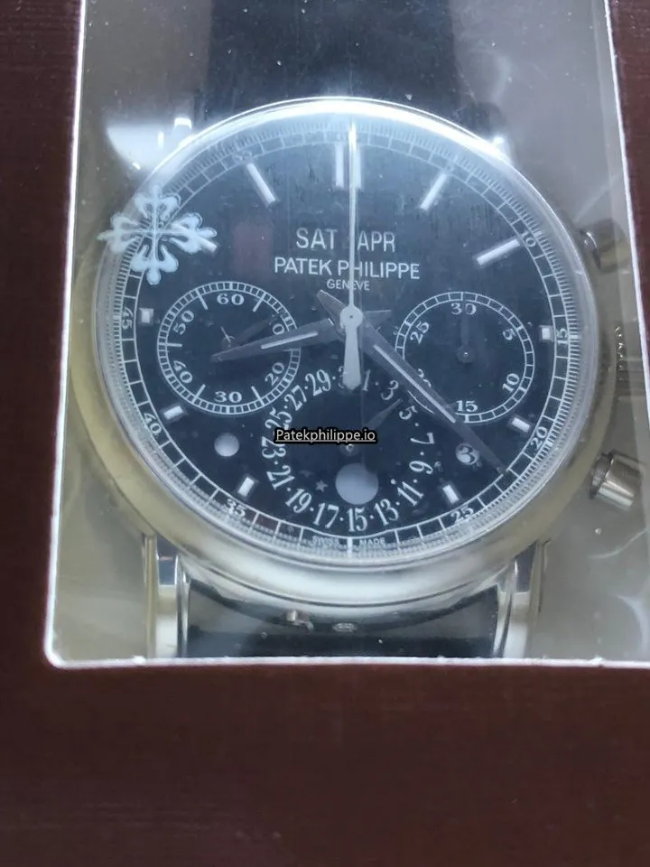 Patek Philippe Perpetual Calendar 5204p-011 40MM Platinum Case Manual Winding