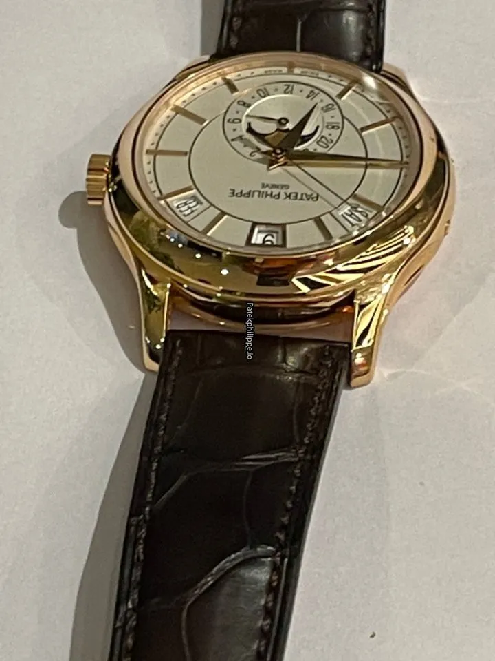 Alternative view of Patek Philippe Annual Calendar 5205r-001 40MM Rose Gold Case Automatic