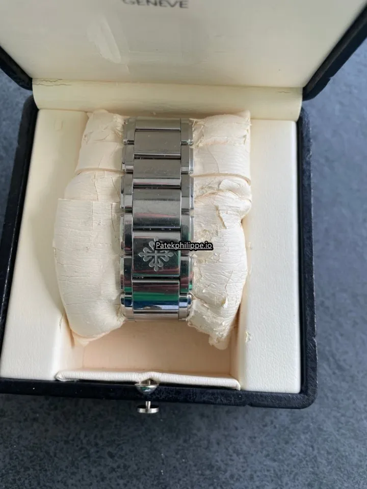 Alternative view of Patek Philippe Twenty-4 4910/10a-011 25x30MM Steel Case Quartz