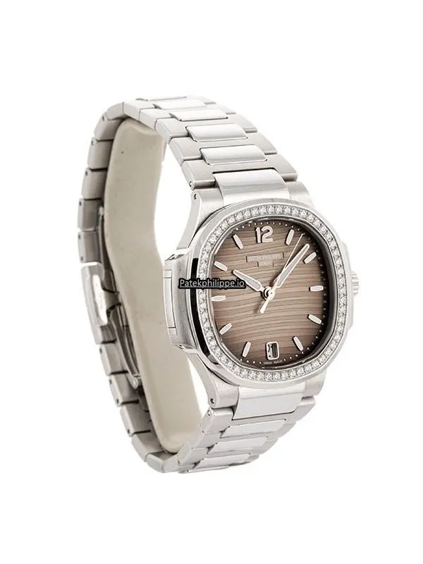 Alternative view of Patek Philippe Nautilus 7118/1200a 35.2MM Steel Case Automatic