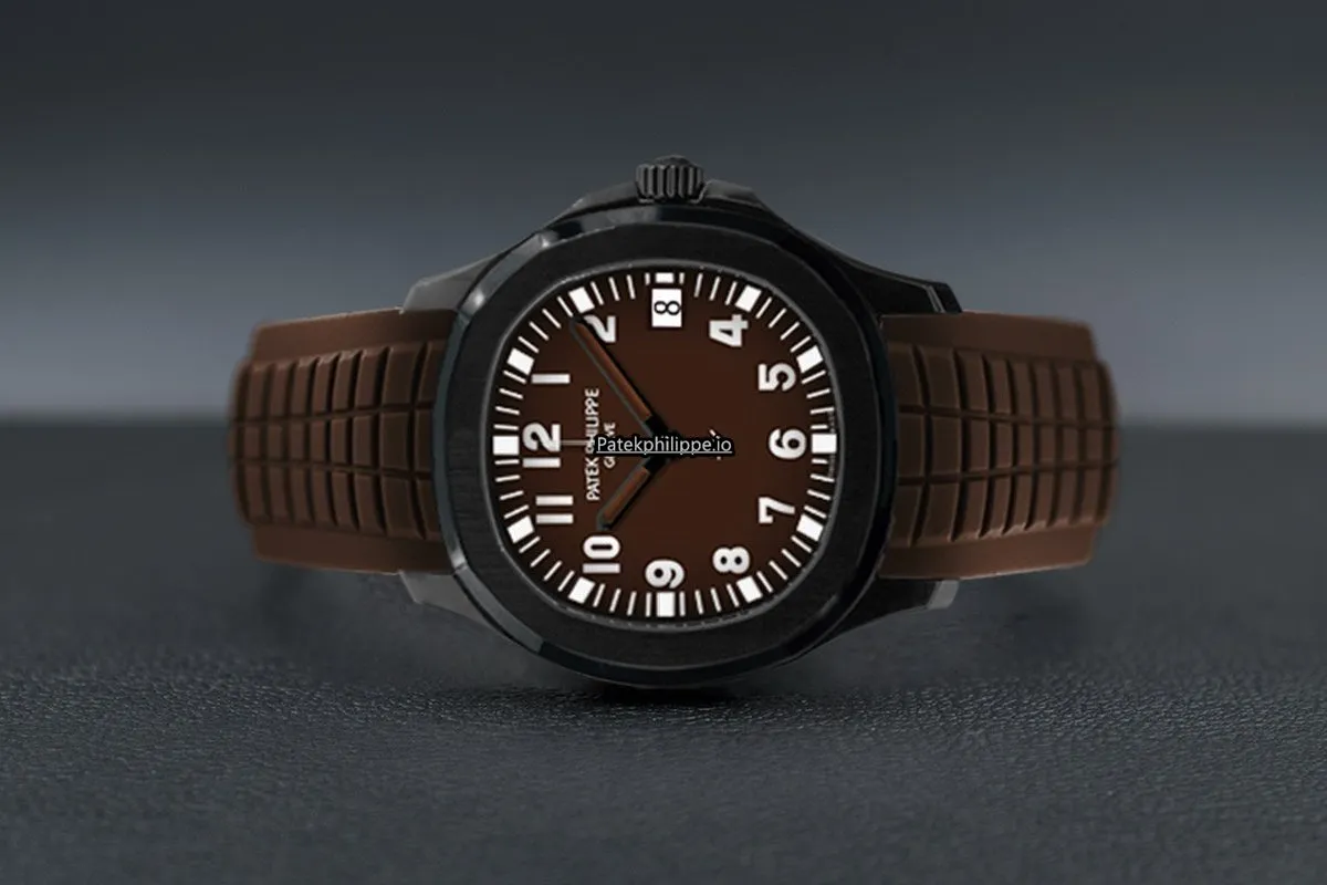 Alternative view of Patek Philippe Aquanaut 5167a 40MM Steel Case Automatic