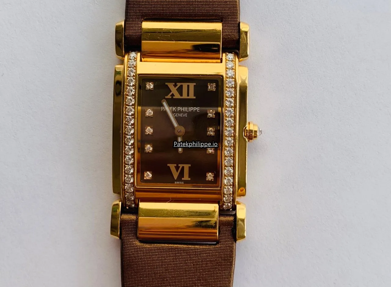 Patek Philippe Twenty-4 4910/11r-010 25x30MM Rose Gold Case Quartz
