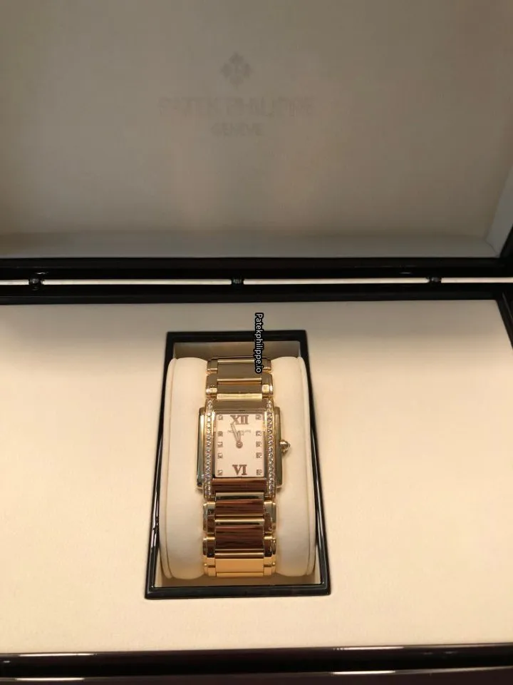 Alternative view of Patek Philippe Twenty-4 4910/11r-011 25x30MM Rose Gold Case Quartz